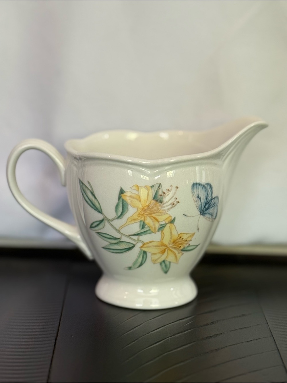 Lenox Butterfly Meadow Creamer Pitcher 7oz - Excellent Condition - Picture 2 of 7